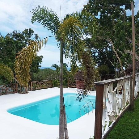 Ocamocam Azur Inn Бусуанґа Екстер'єр фото